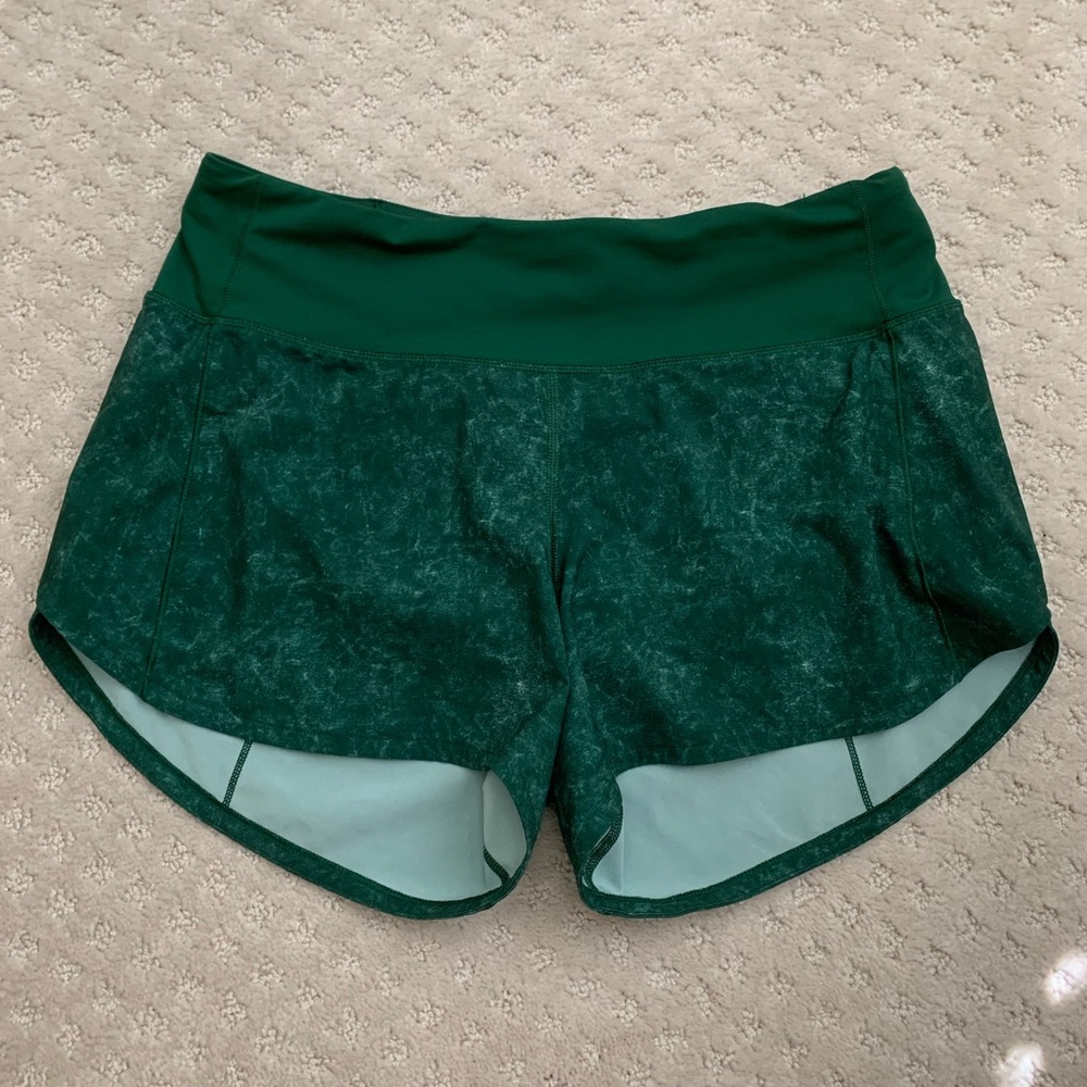 Lululemon speed up mid-rise 4” short